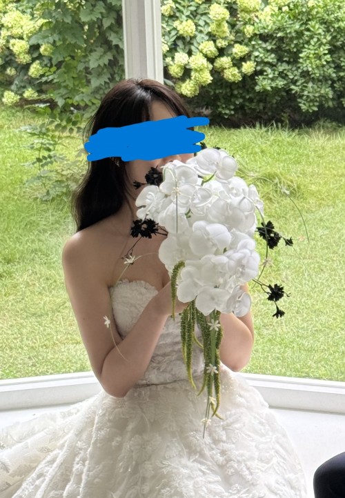 마리레이스 화이트 호접 조화 부케 판매합니다